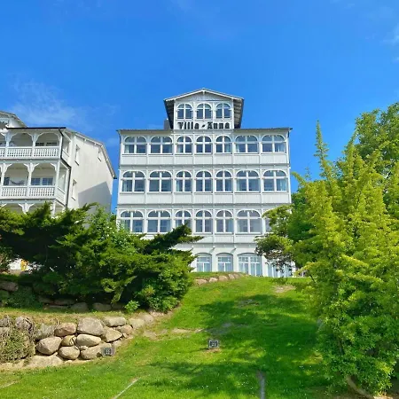 - Anna Anna App 10 * Sassnitz